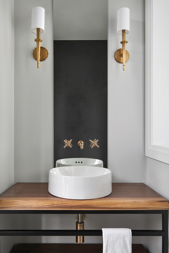 Crisp line bathroom design by Cynthia Soda